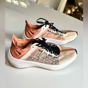 Nike Women's Coral and White Athletic Shoes